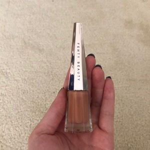 Fenty Stunna Lip Paint in UNBUTTON